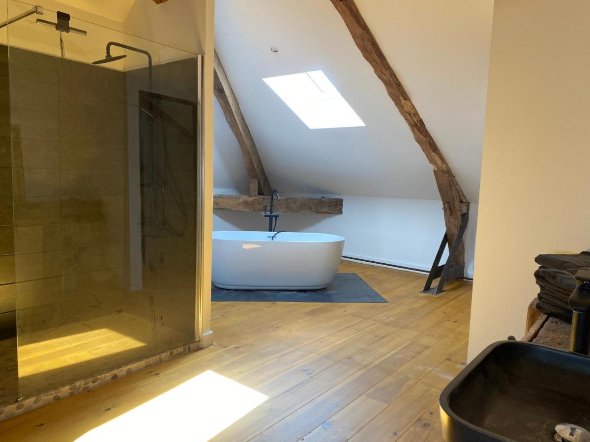 La Maison De Manon Mirande  Bagian luar foto